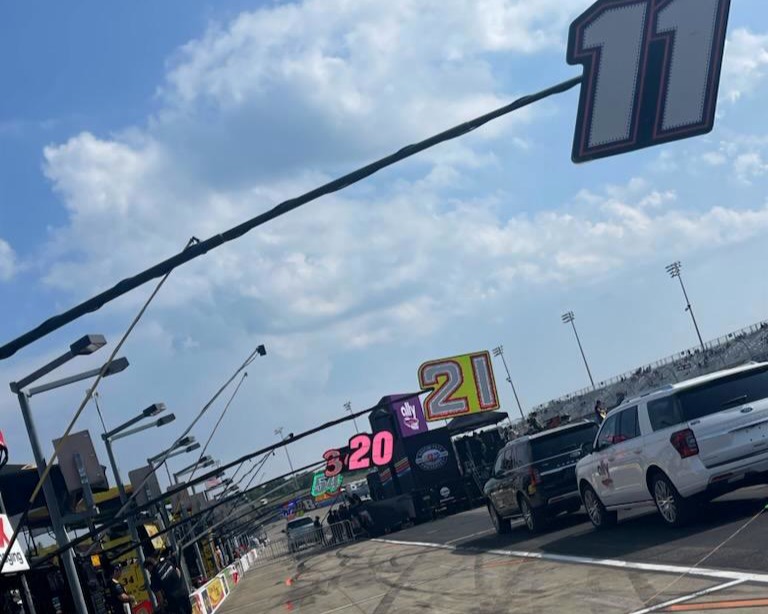 Pit road view at Nashville Superspeedway with Nashville NASCAR